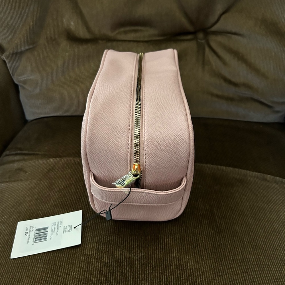London Fog Cosmetic Case